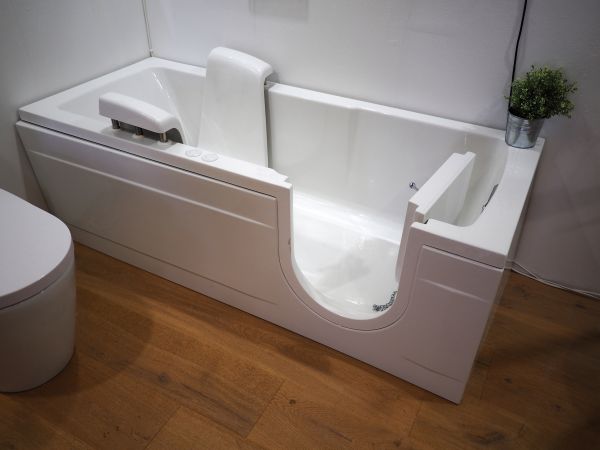 Walk In Tub Installation in Huntington